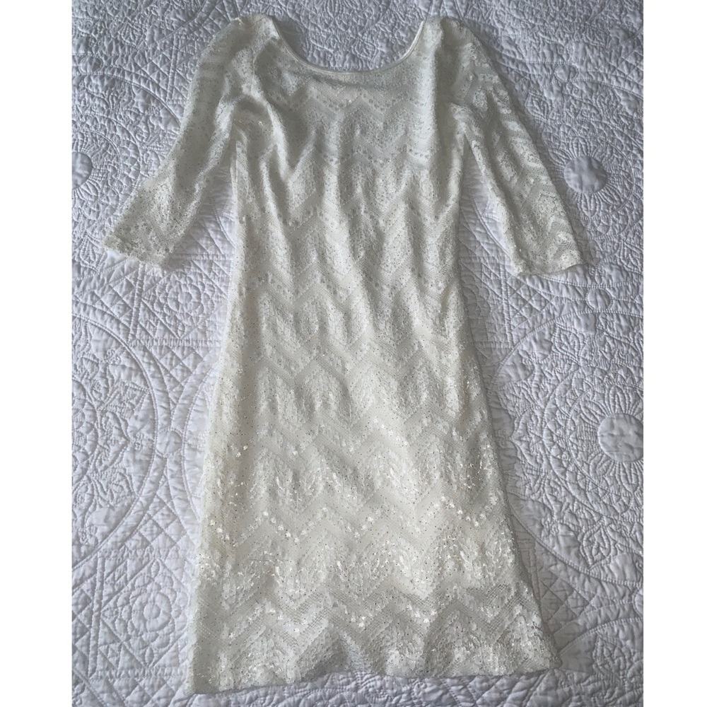 White Lace Bodycon backless dress